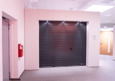 Porte sectionnelle hörmann - Portillon incorporé avec seuil plat